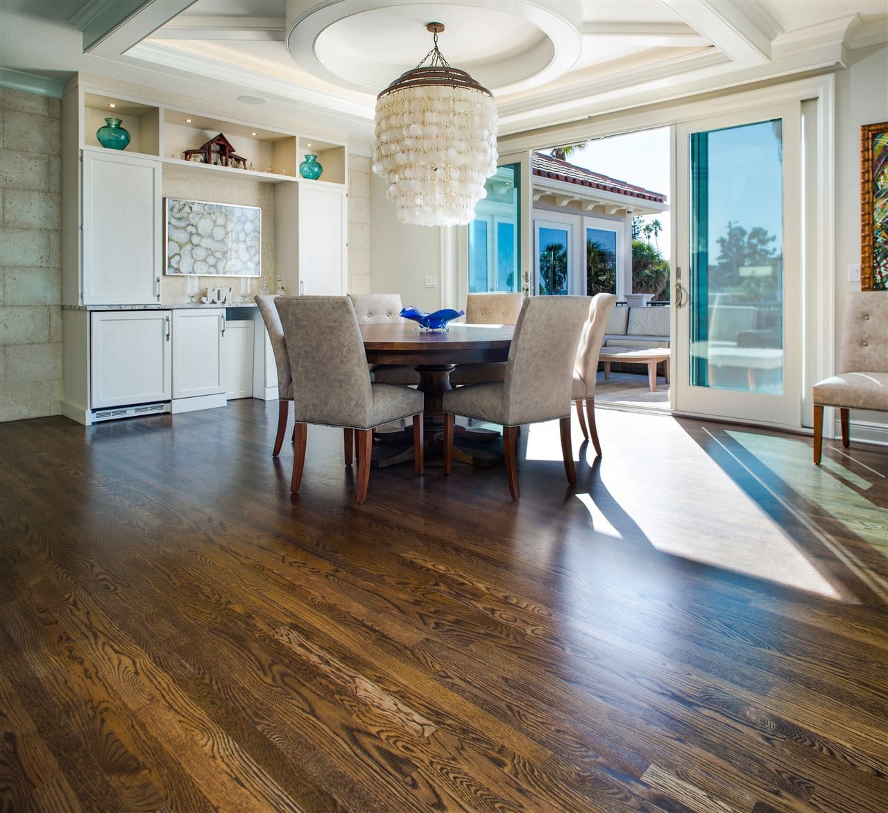 dining area with wood floor | Be Informed Home Inspections | room redesign Fort Worth dining area with wood floor | Be Informed Home Inspections | room redesign Fort Worth